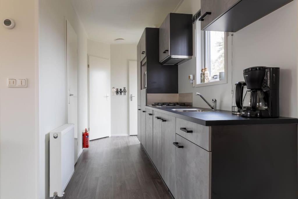 Gezellig Modern Chalet Midden Op De Veluwe Epe Bagian luar foto